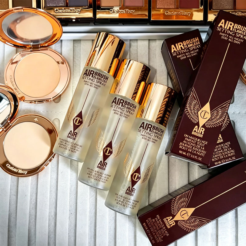 Conjunto de Maquiagem de Luxo  - Luxury Skincare And Makeup Brands avaliação e preço